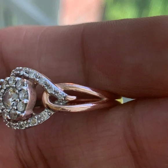 10kt Rose Gold 0.50 Carat Diamond Ring - Picture 3 of 7